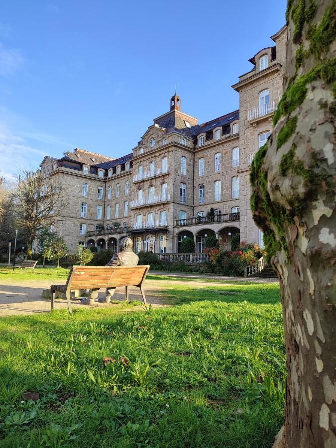 A Xanela De Balneario Appartement Mondariz-Balneario Buitenkant foto